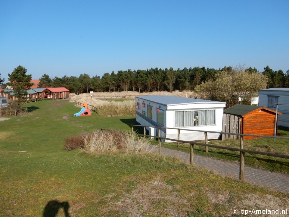 Caravan 107, Buren auf Ameland