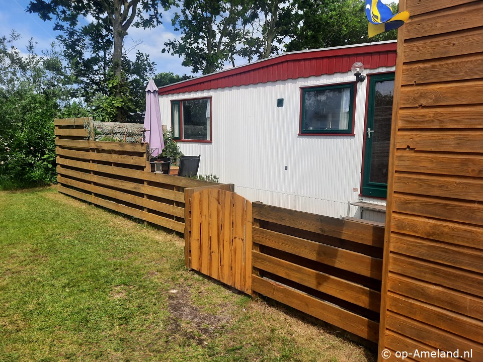 Klein Vaarwater N13, Chalets auf Ameland