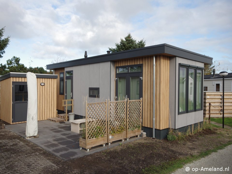 Nea Tocht, Chalets auf Ameland