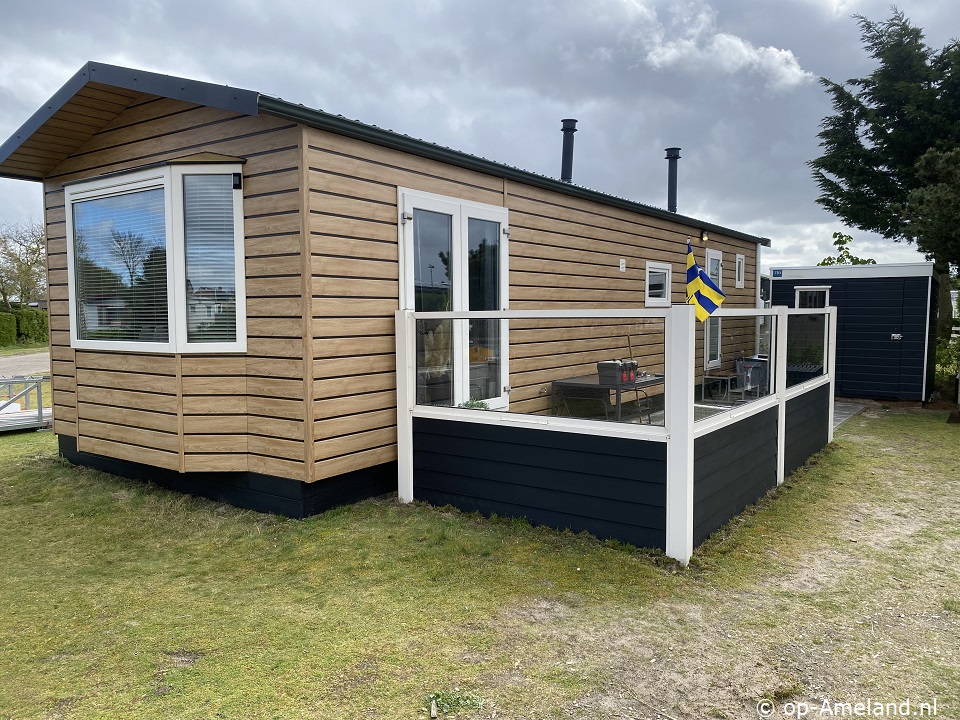 Overtime, Chalets auf Ameland