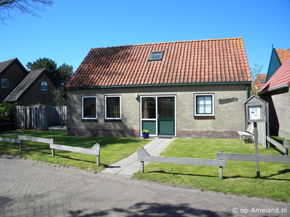 Butenskuur, Ferienhäuser auf Ameland