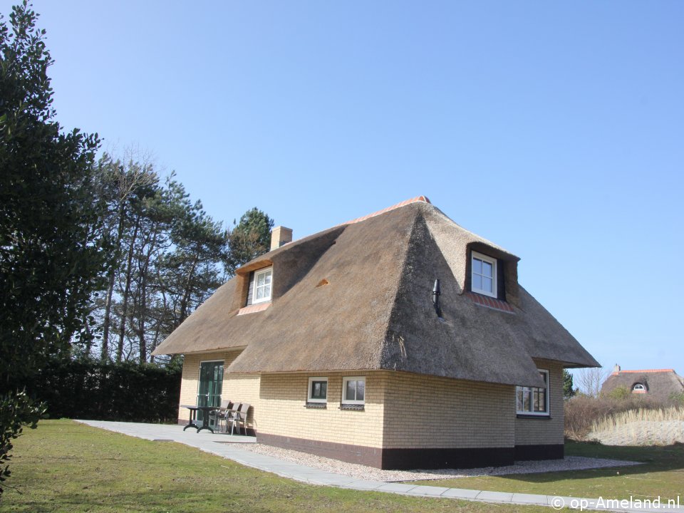 Grutto (Ballum), Ferienhäuser auf Ameland