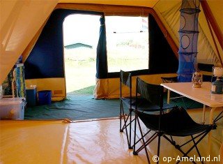 ingerichte tent Oerd