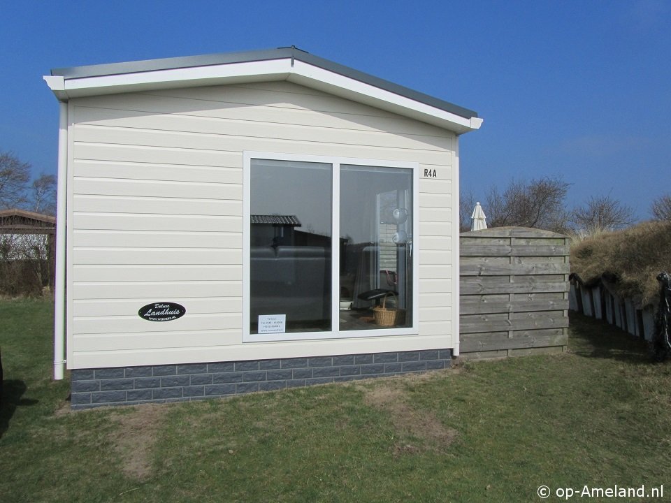 Crossandra, Chalets auf Ameland