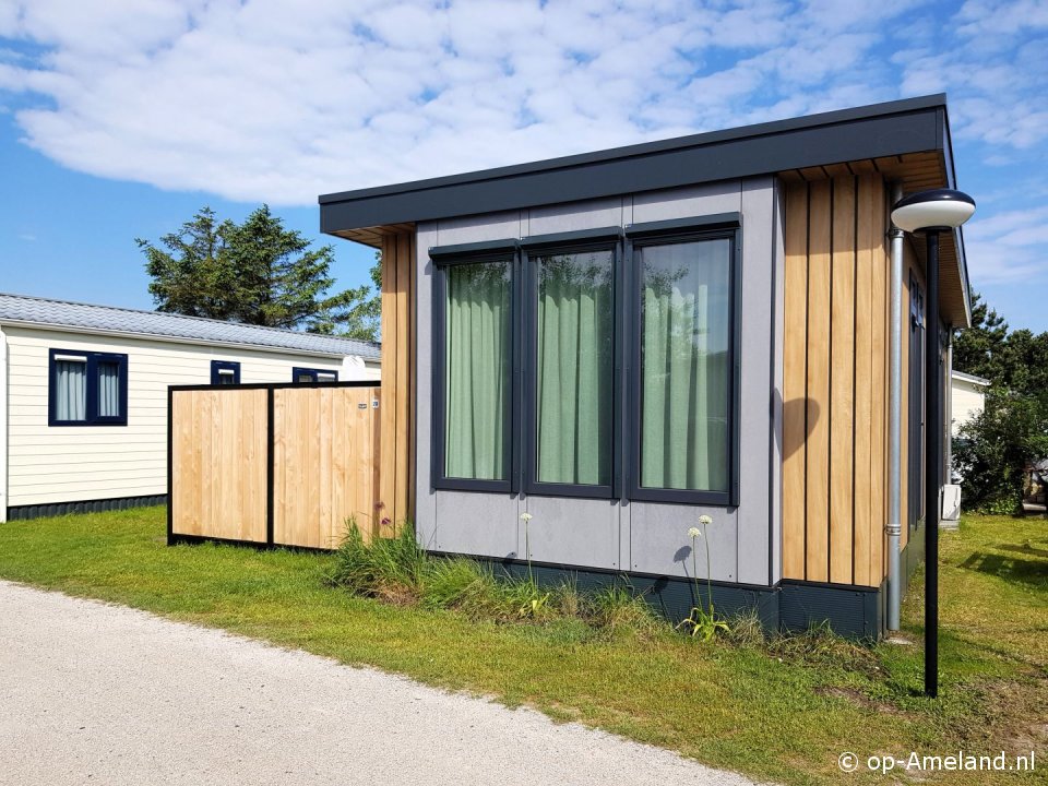 Nea Tocht, Chalets auf Ameland