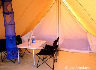 ingerichte tent Oerd